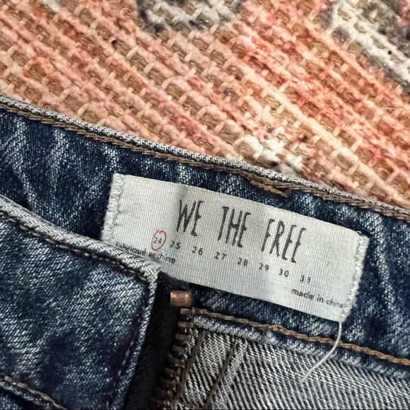 Free People We the Free Zip Front Denim Skirt size 24 - Picture 8 of 8